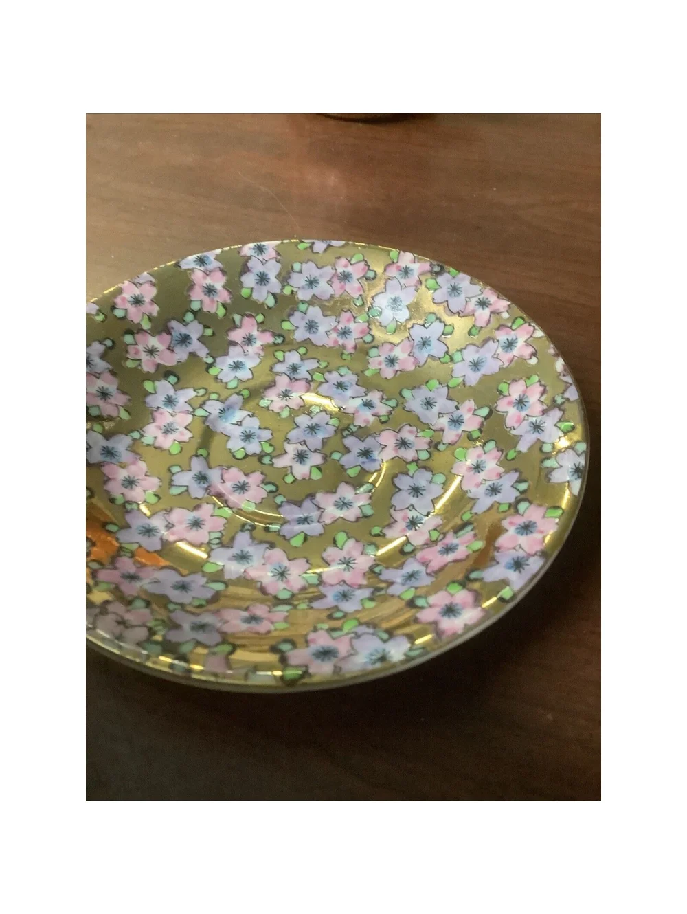 Lmari? Japan- Floral Chintz on gold